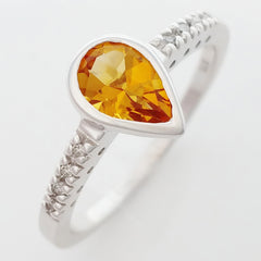 9K SOLID WHITE GOLD 0.70CT NATURAL PEAR CUT CITRINE RING WITH 8 DIAMONDS.